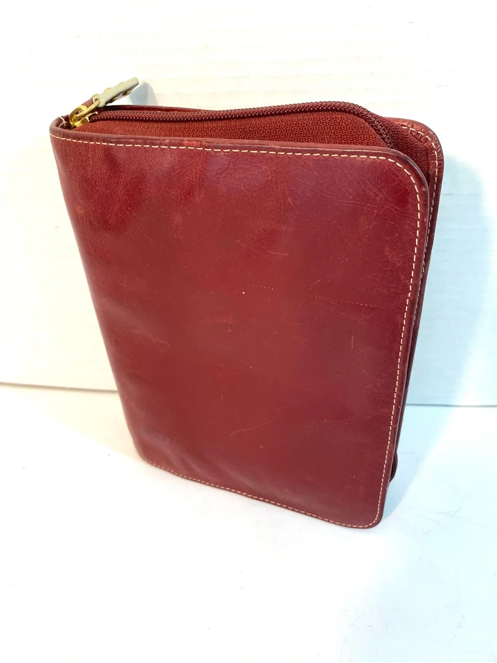 FRANKLIN COVEY Red Leather Zippered Compact Binder